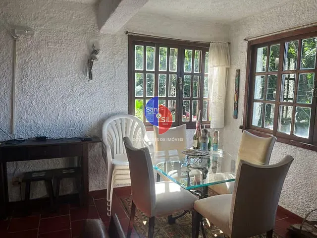 Casa com 1200m² 4 quartos e 2 banheiros, à venda, no bairro Barreira em Guapimirim