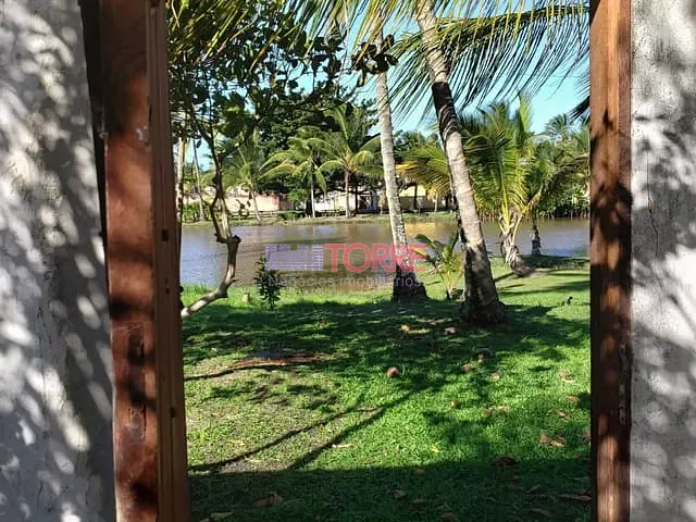 Casa 4 quartos e 6 banheiros, à venda, no bairro Olivença em Ilhéus
