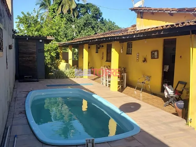 Casa 4 quartos e 6 banheiros, à venda, no bairro Olivença em Ilhéus