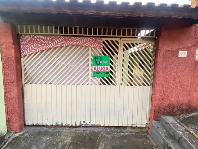Casa 3 quartos e 1 banheiro, para alugar, no bairro Parque Dos Passaros em Extrema