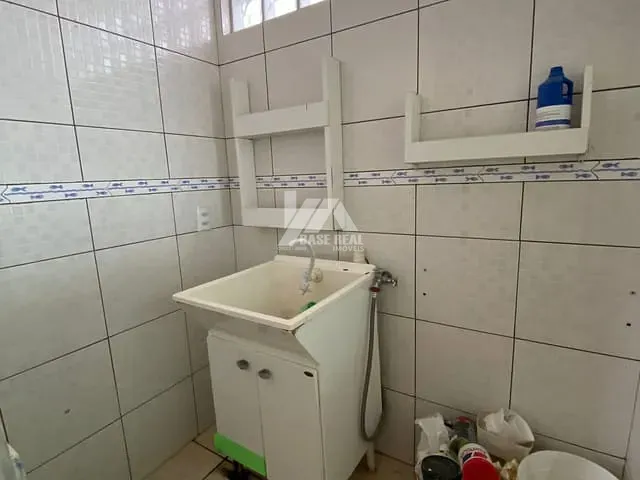 Casa com 148m² 3 quartos e 3 banheiros, à venda, no bairro Neves em Ponta Grossa