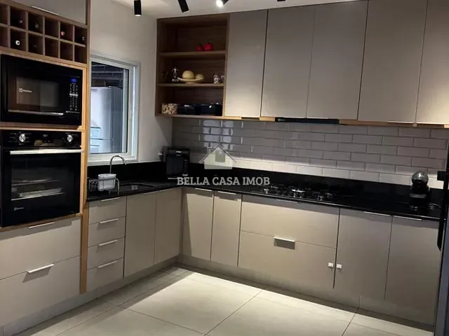 Casa com 120m² 3 quartos e 2 banheiros, à venda, no bairro Jardim Simus em Sorocaba