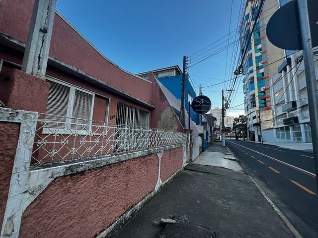 Casa à venda ou para alugar, no bairro parque Tamandaré em Campos dos Goytacazes