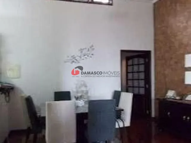 Casa com 350m² 4 quartos e 1 banheiro, à venda, no bairro Osvaldo Cruz em São Caetano do Sul