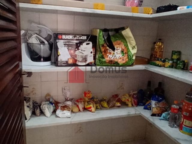 Casa com 1280m², à venda, no bairro Nossa Senhora do Perpétuo Socorro em Pindamonhangaba