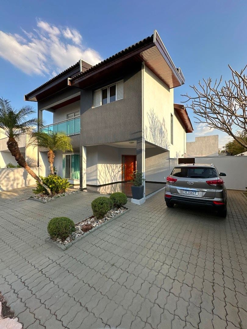 Casa, 3 quartos, 258 m² - Foto 31