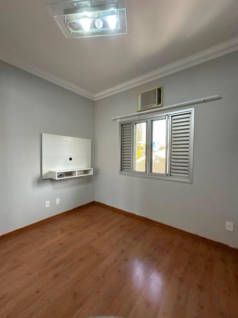 Casa, 3 quartos, 258 m² - Foto 18