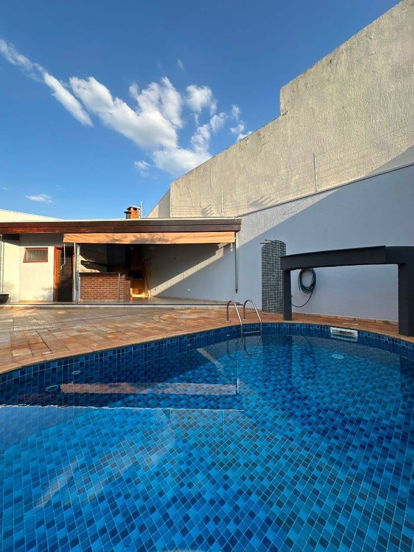 Casa, 3 quartos, 258 m² - Foto 2