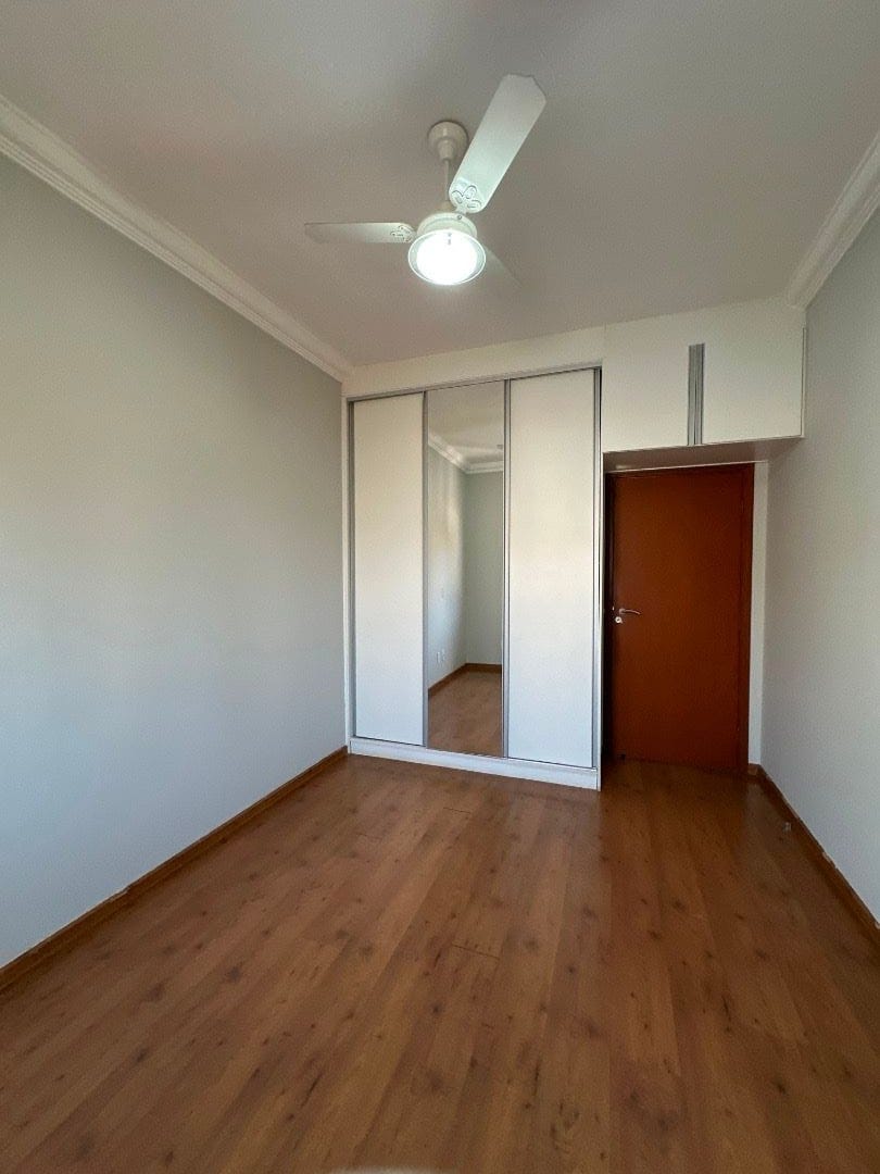 Casa, 3 quartos, 258 m² - Foto 14