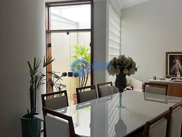 Casa 3 quartos e 5 banheiros, à venda, no bairro Jardim São Carlos em Sorocaba