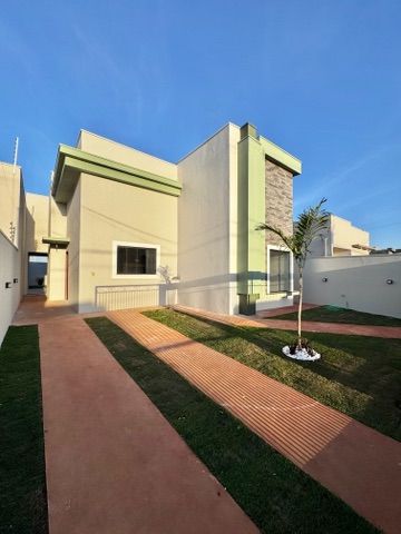 Casa com 250m² 3 quartos e 2 banheiros, à venda, no bairro Jardim América II em Nova Mutum