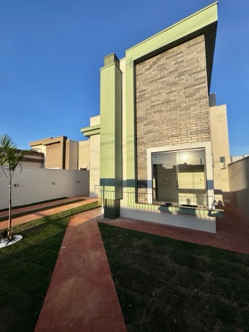 Casa com 250m² 3 quartos e 2 banheiros, à venda, no bairro Jardim América II em Nova Mutum