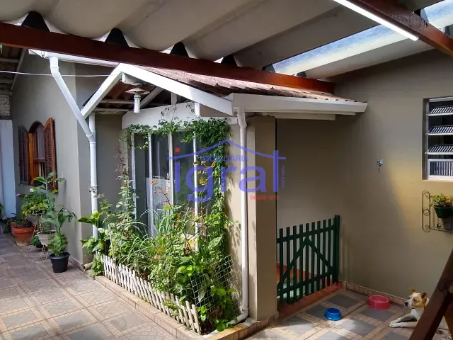 Casa com 400m² 2 quartos e 1 banheiro, à venda, no bairro Jardim Oriental em São Paulo