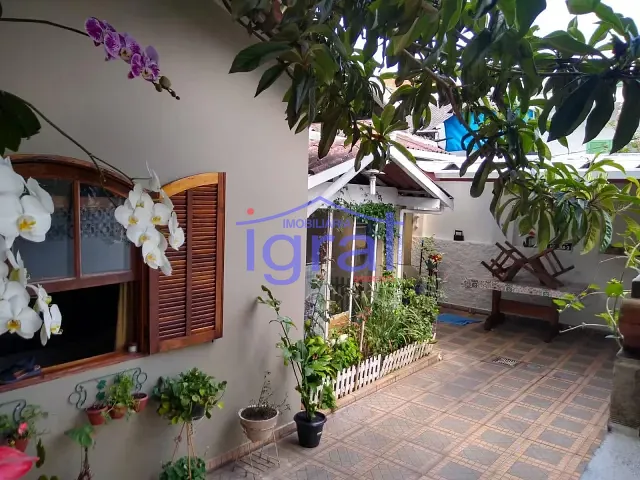 Casa com 400m² 2 quartos e 1 banheiro, à venda, no bairro Jardim Oriental em São Paulo