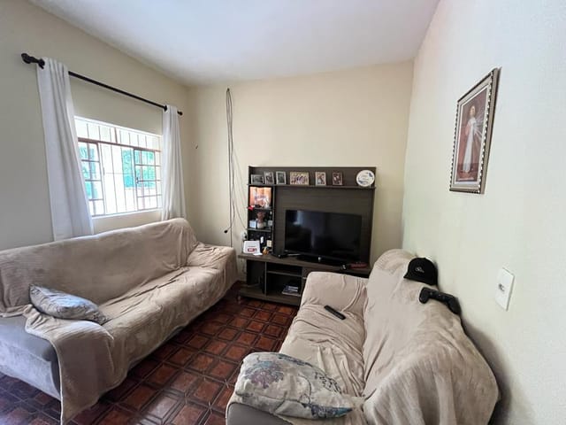 Casa com 250m² 3 quartos e 2 banheiros, à venda, no bairro Parque Valença I em Campinas
