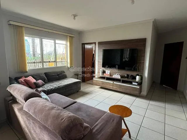 Casa com 258m² 4 quartos e 3 banheiros, à venda, no bairro Parque Residencial Groot em Holambra