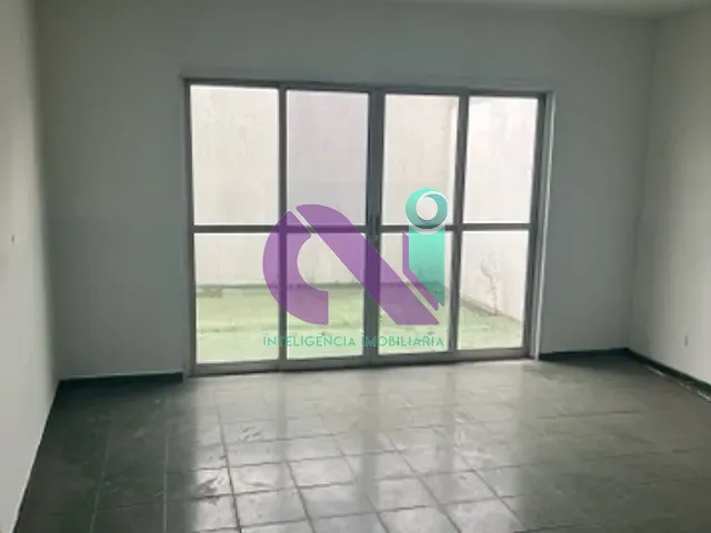 Casa 3 quartos e 5 banheiros, para alugar, no bairro Vila Campesina em Osasco