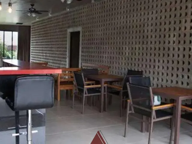 Casa com 465m² 4 quartos e 5 banheiros, à venda, no bairro Residêncial Morada das Fronteiras em Rifaina