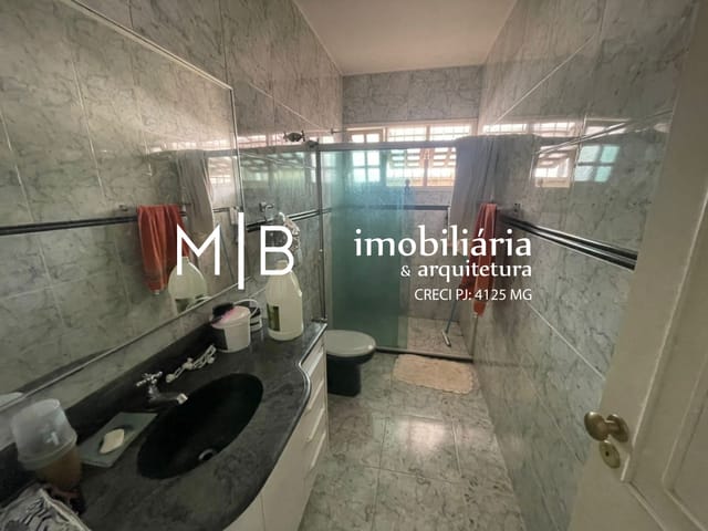 Casa 4 quartos e 3 banheiros, à venda, no bairro JARDIM SANTA CRISTINA em CATAGUASES