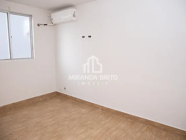 Casa 2 quartos e 1 banheiro, à venda, no bairro Jardim da Luz em Goiânia