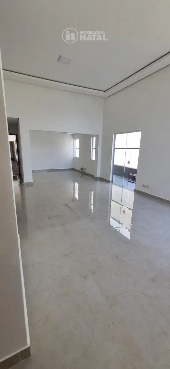 Casa, 3 quartos, 250 m² - Foto 4