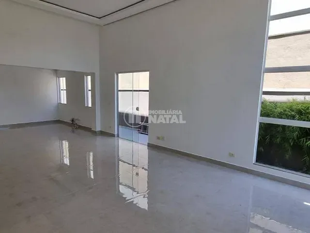 Casa com 500m² 3 quartos e 5 banheiros, à venda, no bairro Condominio Sun Lake em Londrina