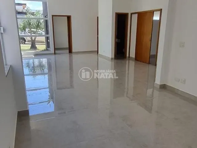 Casa com 500m² 3 quartos e 5 banheiros, à venda, no bairro Condominio Sun Lake em Londrina