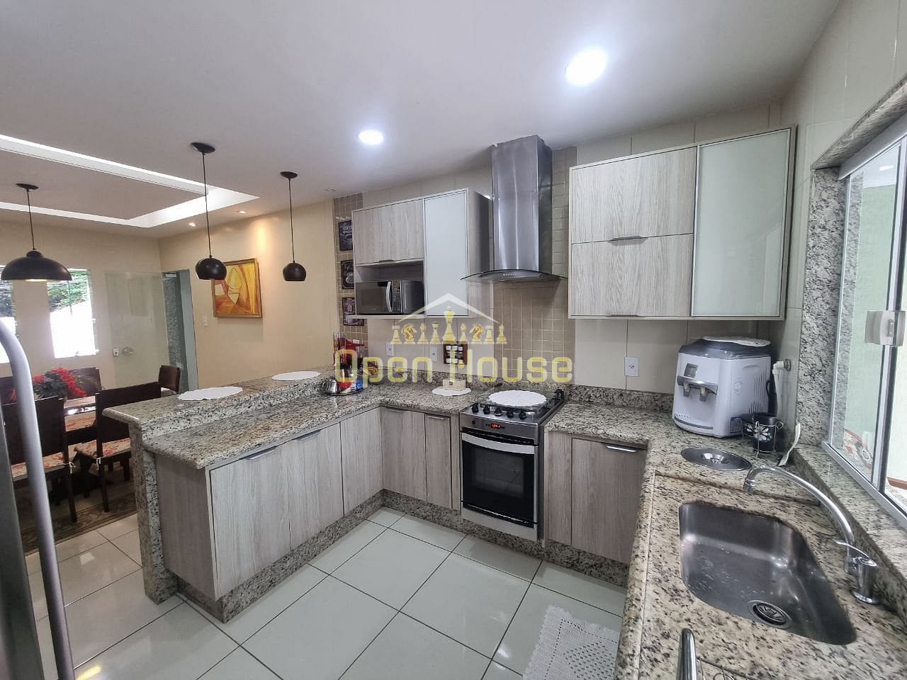 Casa, 3 quartos, 218 m² - Foto 25