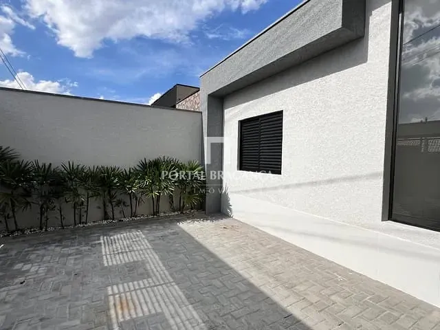 Casa com 140m² 3 quartos e 2 banheiros, à venda, no bairro Villa Verde em Bragança Paulista