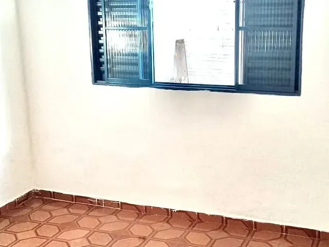 Casa 2 quartos e 1 banheiro, à venda, no bairro Parque das Nações em Poços de Caldas