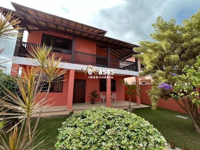 Casa com 525m² 5 quartos e 5 banheiros, à venda, no bairro Jardim Mariléa em Rio das Ostras