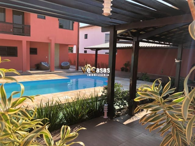 Casa com 525m² 5 quartos e 5 banheiros, à venda, no bairro Jardim Mariléa em Rio das Ostras