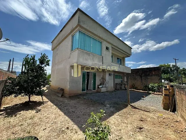 Casa 3 quartos e 3 banheiros, à venda, no bairro Ribanceira do Sul em São João Batista