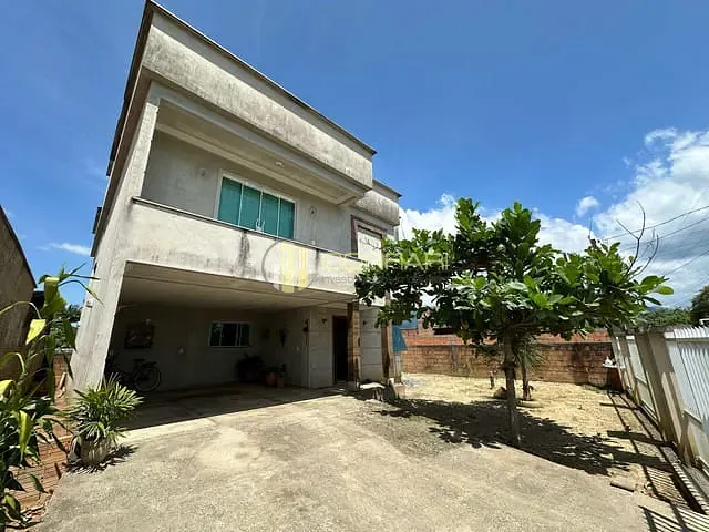 Casa 3 quartos e 3 banheiros, à venda, no bairro Ribanceira do Sul em São João Batista