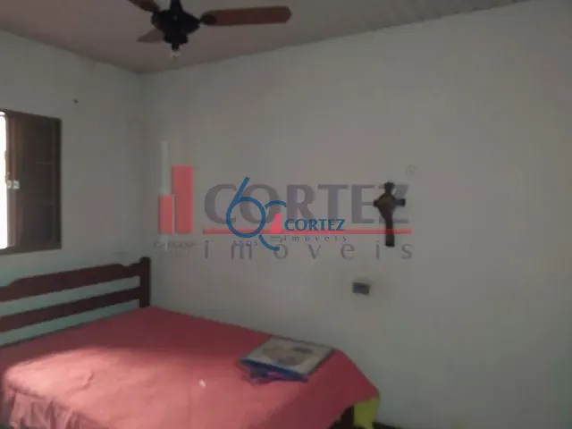 Casa com 333m², à venda, no bairro Vila Saibreiro em Rio Claro