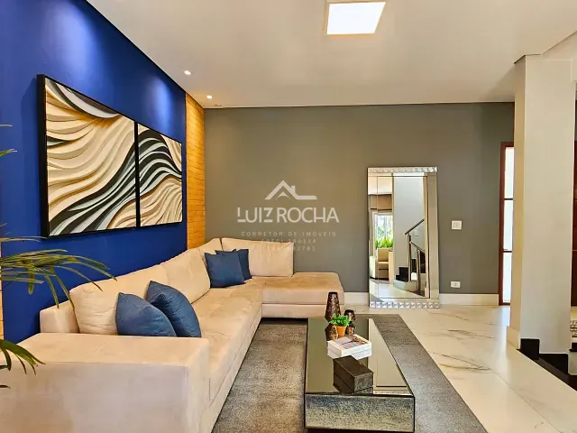 Casa com 353m² 3 quartos e 5 banheiros, à venda, no bairro Granja Viana II em Cotia