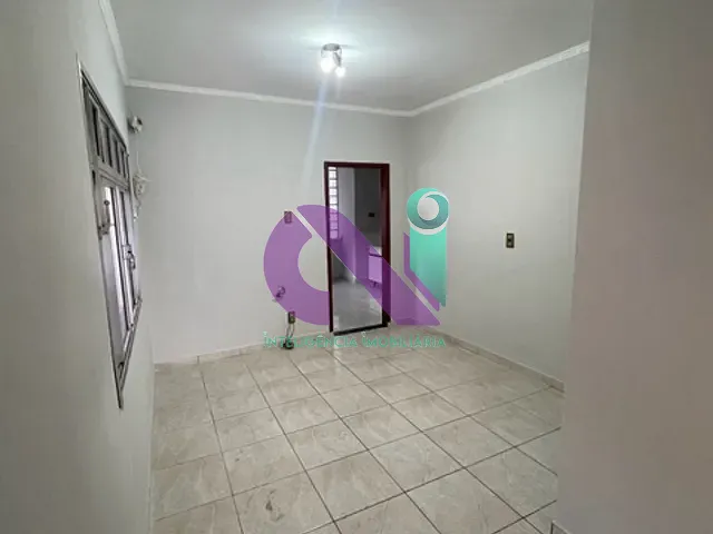Casa 4 quartos e 2 banheiros, à venda, no bairro Jardim das Flores em Osasco
