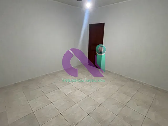 Casa 4 quartos e 2 banheiros, à venda, no bairro Jardim das Flores em Osasco