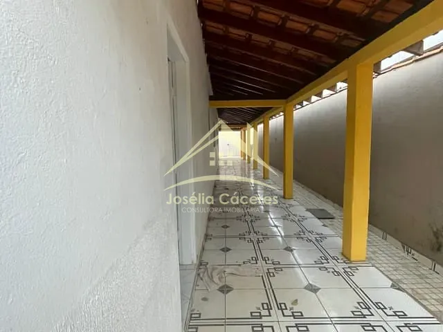 Casa com 420m² 4 quartos e 1 banheiro, à venda, no bairro Vila Pirineu em Várzea Grande