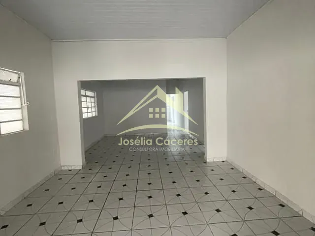 Casa com 420m² 4 quartos e 1 banheiro, à venda, no bairro Vila Pirineu em Várzea Grande