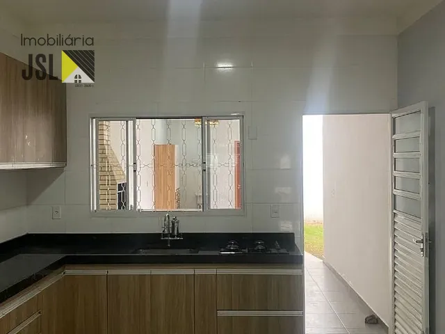 Casa com 175m² 2 quartos e 3 banheiros, à venda, no bairro Parque do Museu em Caçapava