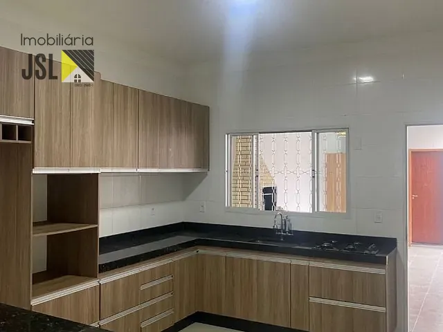 Casa com 175m² 2 quartos e 3 banheiros, à venda, no bairro Parque do Museu em Caçapava