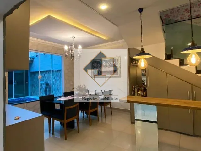 Casa com 250m² 4 quartos e 4 banheiros, à venda, no bairro Jardim Souza Queiroz em Santa Bárbara D'Oeste