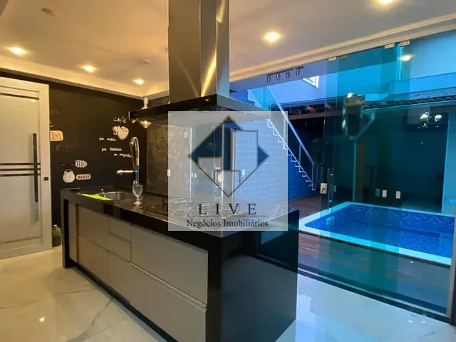 Casa com 250m² 4 quartos e 4 banheiros, à venda, no bairro Jardim Souza Queiroz em Santa Bárbara D'Oeste
