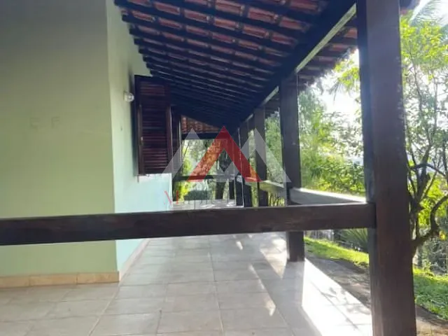 Casa com 1300m² 2 quartos e 3 banheiros, à venda, no bairro Mata Paca em Niterói