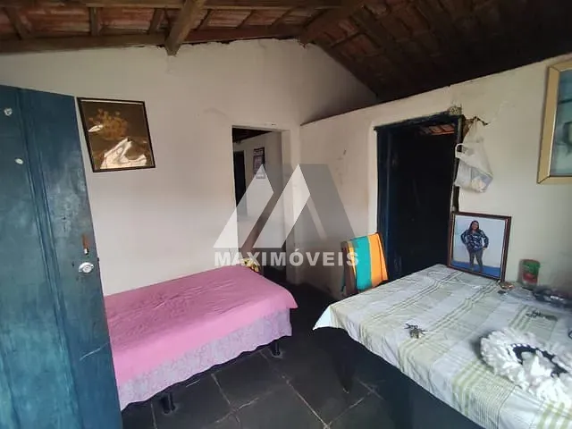 Casa com 192m² 2 quartos e 1 banheiro, à venda, no bairro Alto Planalto em Araçuaí
