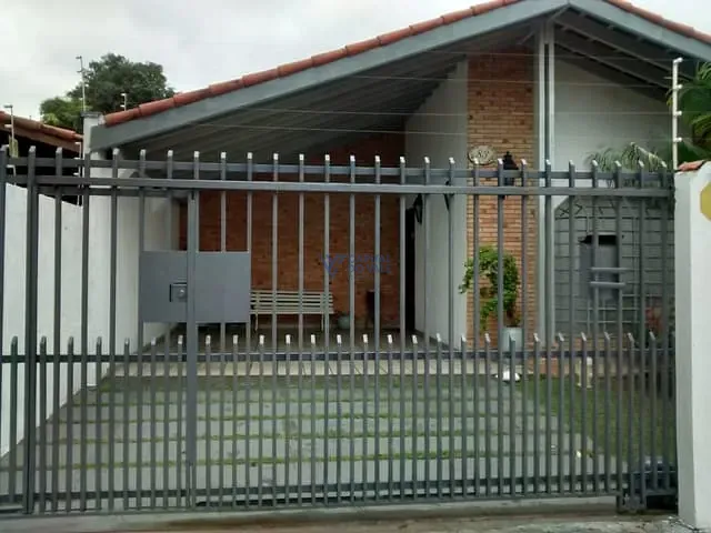 Casa com 280m² 3 quartos e 2 banheiros, à venda, no bairro Jardim das Indústrias em São José dos Campos