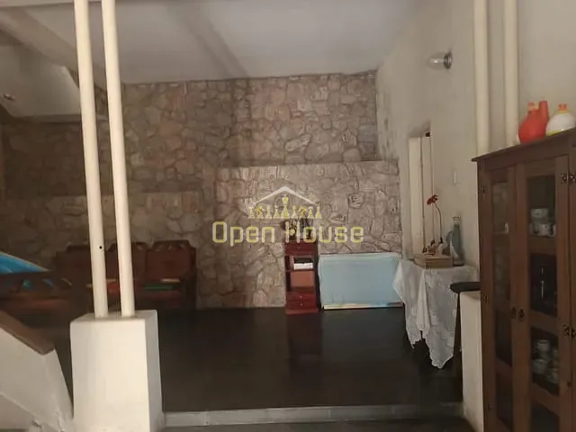 Casa 2 quartos e 1 banheiro, à venda, no bairro Abelhas em Barra Mansa
