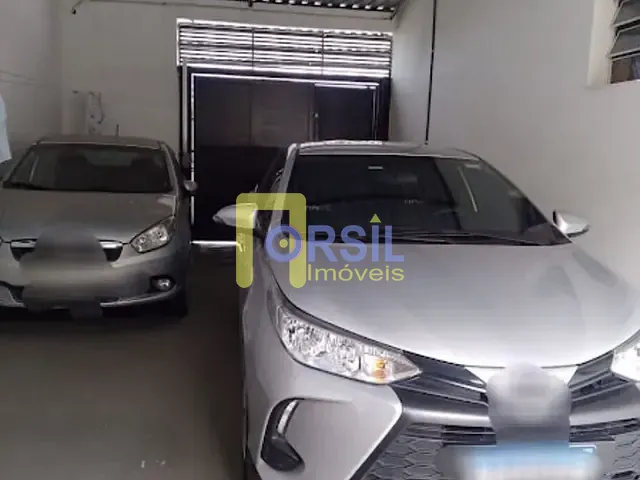 Casa com 338m² 2 quartos e 7 banheiros, à venda, no bairro Jardim Layr em Mogi das Cruzes