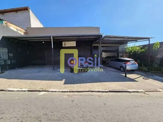 Casa com 338m² 2 quartos e 7 banheiros, à venda, no bairro Jardim Layr em Mogi das Cruzes